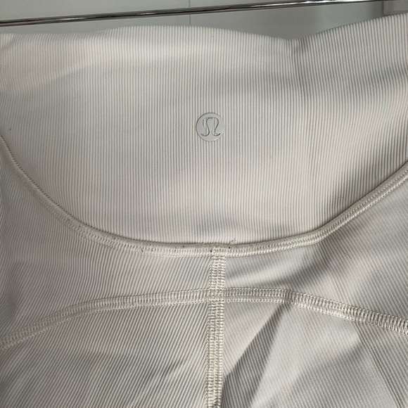 Lululemon, White, Size 4, Ribbed Contour HR Short 8” - Picture 3 of 4